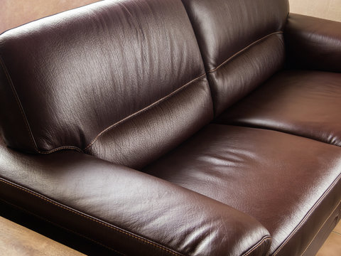 Fabric Vs Faux Leather For Sofa Which, Leather Sofa Vs Faux Leather Sofa